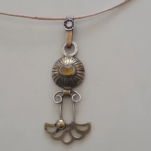 Handmade one of a kind necklace made by Finnish artist - Picture 4 of 9